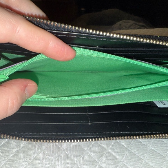 Dooney & Bourke 2018 Haunted Mansion Tote and Wallet Set - Picture 16 of 16